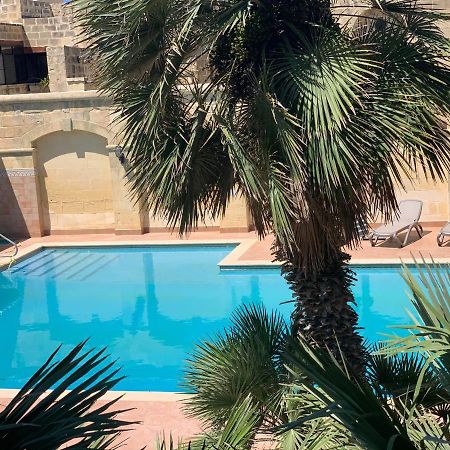 Tal-Mirakli Apartment Gharb  Ngoại thất bức ảnh