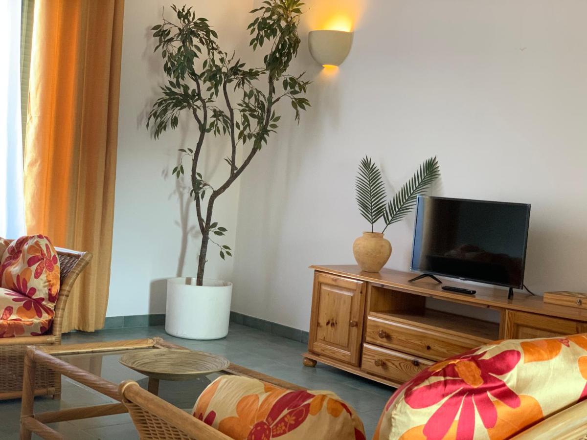 Tal-Mirakli Apartment Gharb  Ngoại thất bức ảnh