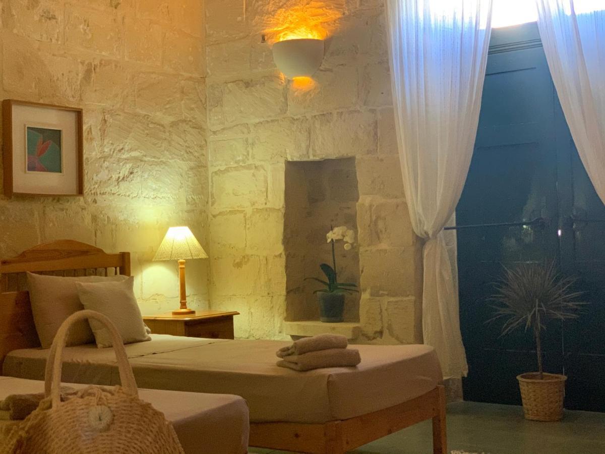 Tal-Mirakli Apartment Gharb  Ngoại thất bức ảnh